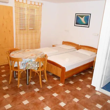 Villa Adria * Sutivan