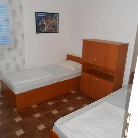 Villa Adria * Sutivan